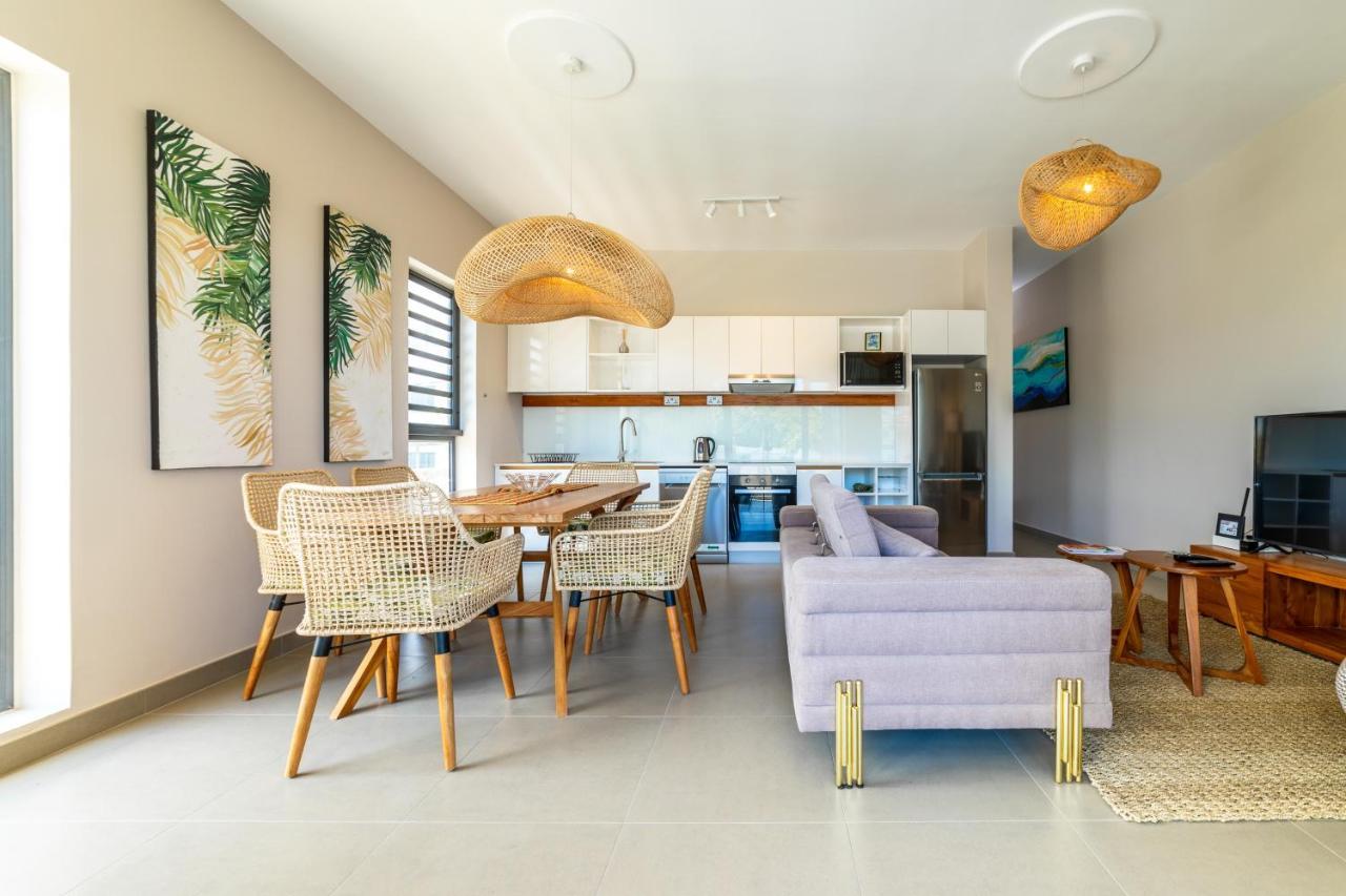 One Bay Residence - Apartment 2 - Apartment In Pereybere Pereybere Beach ภายนอก รูปภาพ